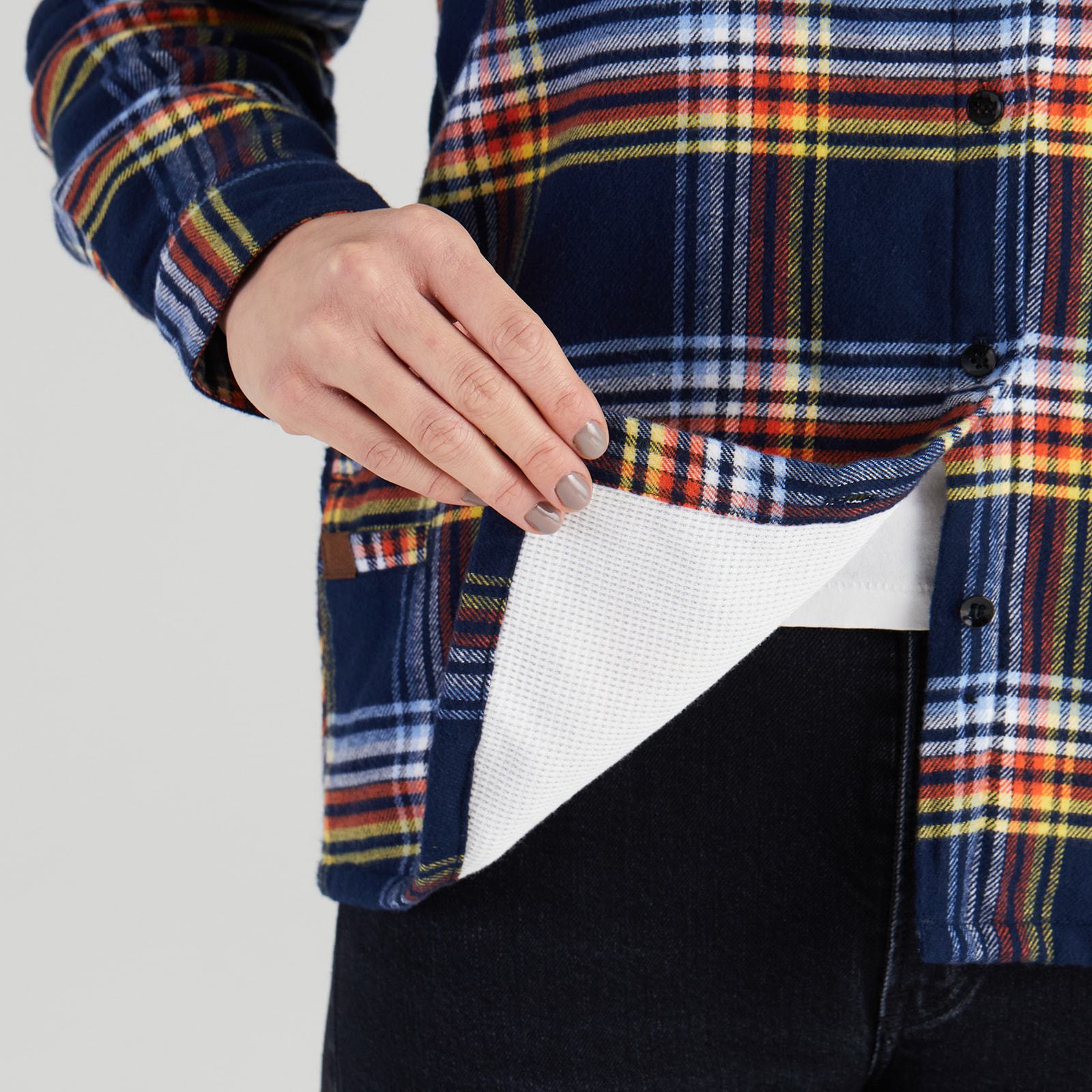 Women’s High Sierra Shirt - Cotton Poly-Thermal Lining - Model - Daffy Plaid - California Cowboy